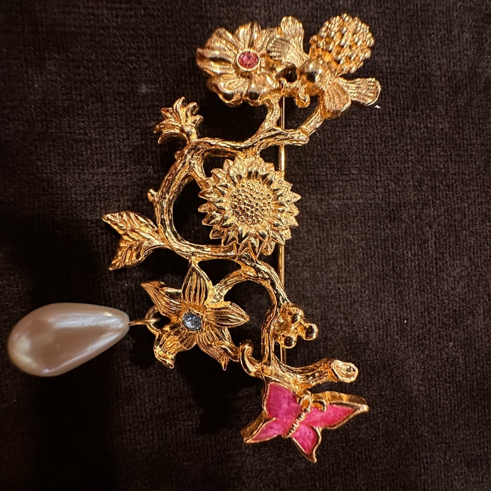 #1 Vintage Brooch